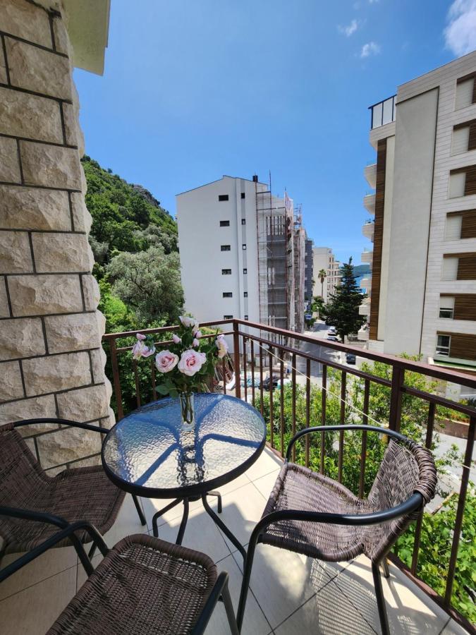 Bela Kuca Studio Apartments-Na Korak Do Mora-A Step To The Sea Рафаїловичі Екстер'єр фото