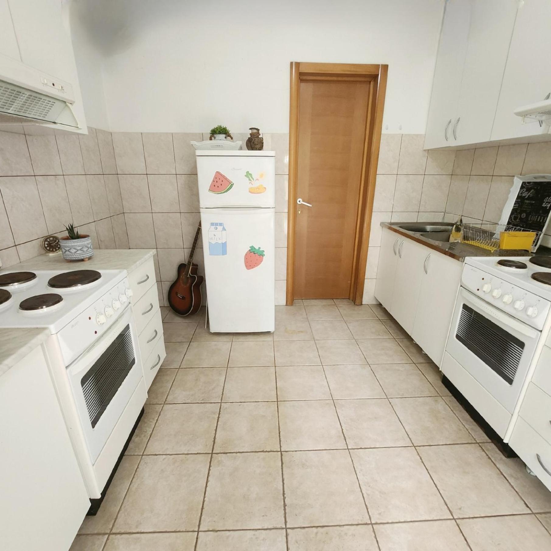 Bela Kuca Studio Apartments-Na Korak Do Mora-A Step To The Sea Рафаїловичі Екстер'єр фото